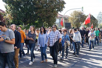 2016 10 06 ManifaFolgaConveniosCentrosChamadasVigo07.JPG